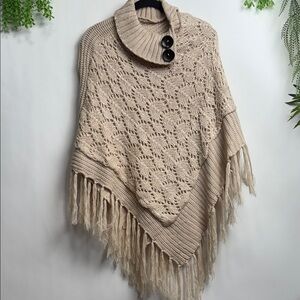 Source Unknown Cream Knit Poncho with Buttons